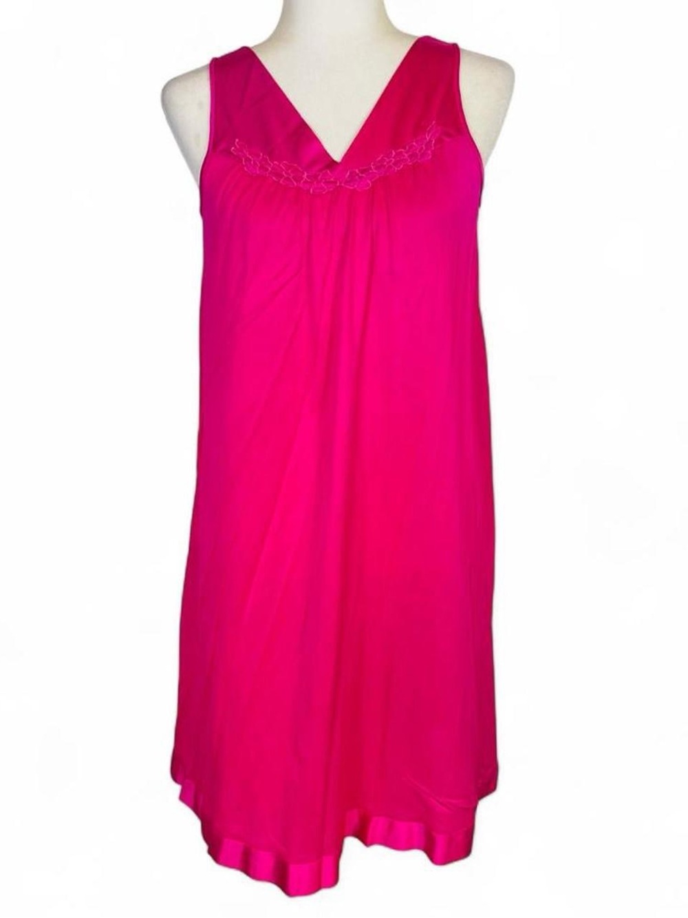 Vintage Vanity Fair Size Medium Large M L Hot Pink Night Gown Dress Chemise